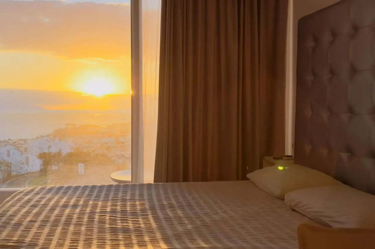 Costa Adeje XV Sunset Ocean City Mountain View Tenerife365 0*, אדחה